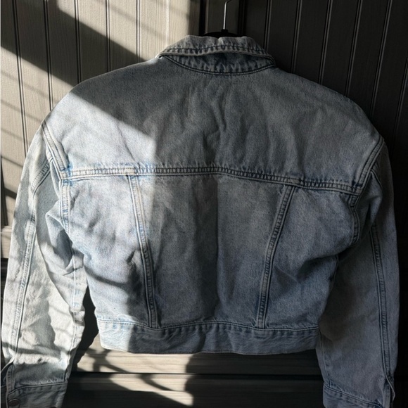 BDG Cropped Denim Jacket - Picture 4 of 4